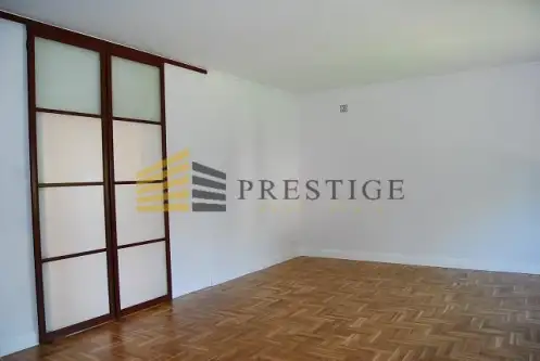 Warszawa ,  Okrężna   5