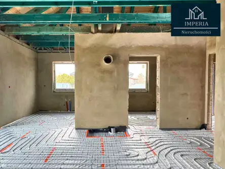 Różyny ,  Młyńska   10