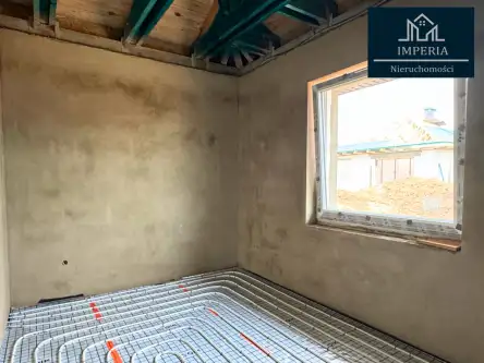 Różyny ,  Młyńska   12