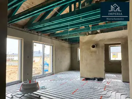 Różyny ,  Młyńska   8