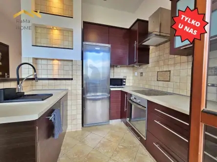 Kraków ,  Macedońska   11