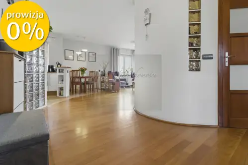 Warszawa ,  Południowa   8