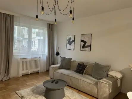 Warszawa ,  Wielicka   2