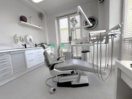 Warszawa ,  Nowowiejska   2