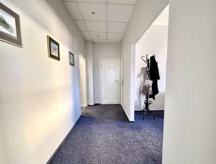 Warszawa ,  Nowowiejska   4