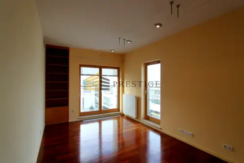 Warszawa ,  Biały Kamień   7