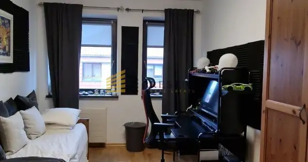 Warszawa ,  Pelikanów   7