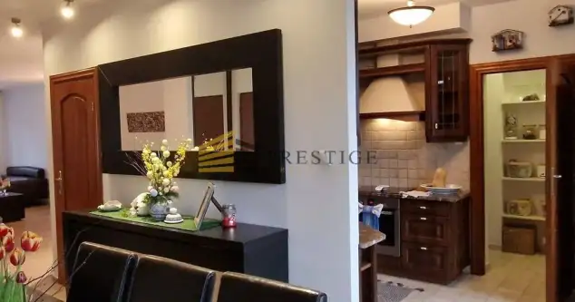 Warszawa ,  Pelikanów   9