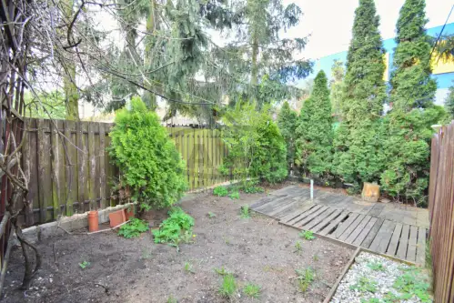 Bydgoszcz ,  Łowicka   12