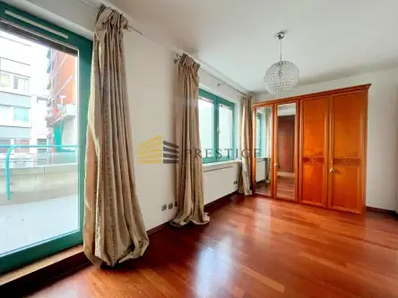 Warszawa ,  Grzybowska   10