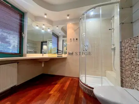 Warszawa ,  Grzybowska   15