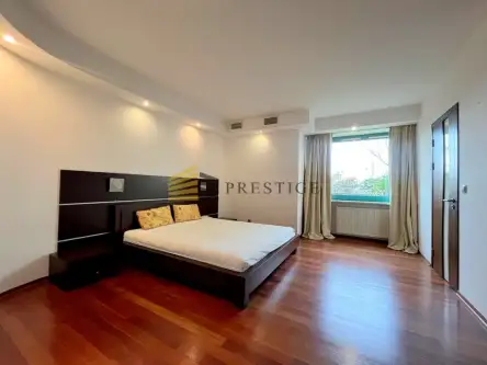 Warszawa ,  Grzybowska   17