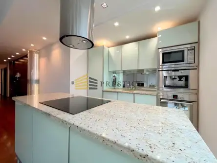 Warszawa ,  Grzybowska   9