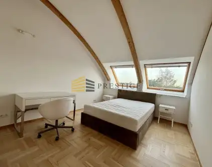 Warszawa ,  Chorągwi Pancernej   9