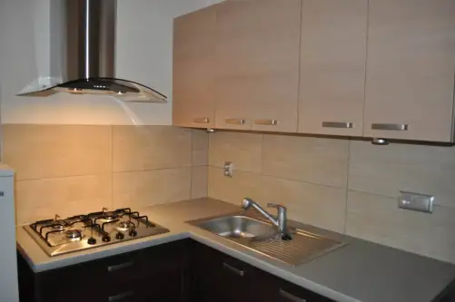 Warszawa ,  Grochowska   3