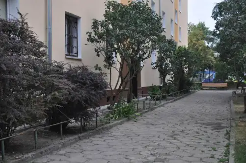 Warszawa ,  Grochowska   9