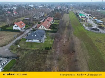 Dziekanów polski ,  Kolejowa   3