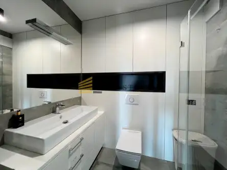 Warszawa ,  Prymasa Augusta Hlonda   10