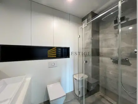 Warszawa ,  Prymasa Augusta Hlonda   13