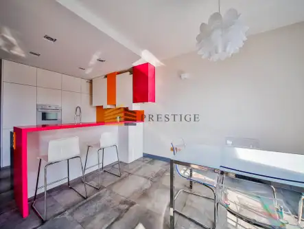 Warszawa ,  Prymasa Augusta Hlonda   3