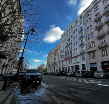 Warszawa ,  Bagatela   15