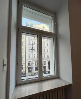 Warszawa ,  Bagatela   8