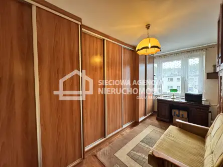 Gdynia ,  Śląska   6