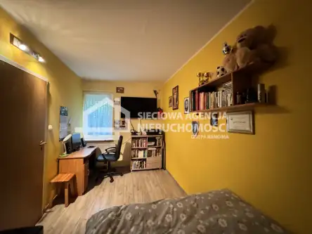 Gdynia ,  Perłowa   10