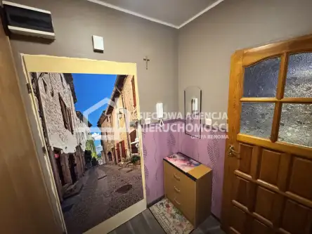 Gdynia ,  Perłowa   13