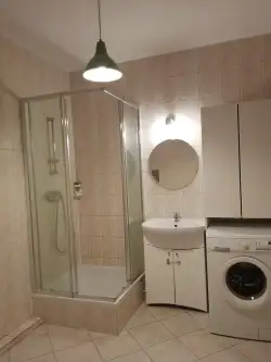 Warszawa ,  Przy Agorze   11