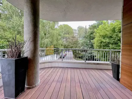 Warszawa ,  Jazgarzewska   8