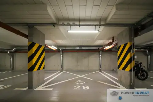 Kraków ,  Królowej Jadwigi   12