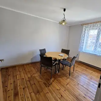 Giżycko ,  Batorego   2