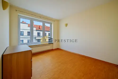 Warszawa ,  Syta   6