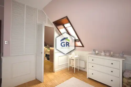 Pierwoszyno ,  Szmaragdowa   9