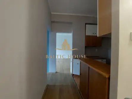 Gdynia ,  Kornela Makuszyńskiego   6