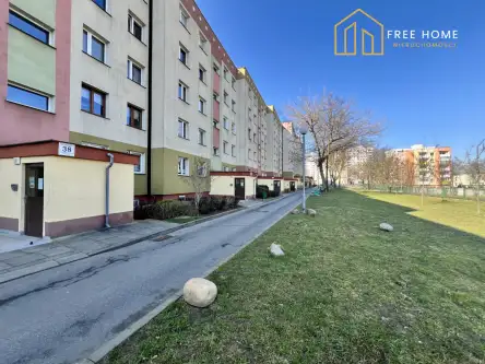 Głogów ,  Kosmonautów Polskich   2