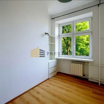 Warszawa ,  Oleandrów   8