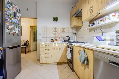 Kraków ,  os. Teatralne   4