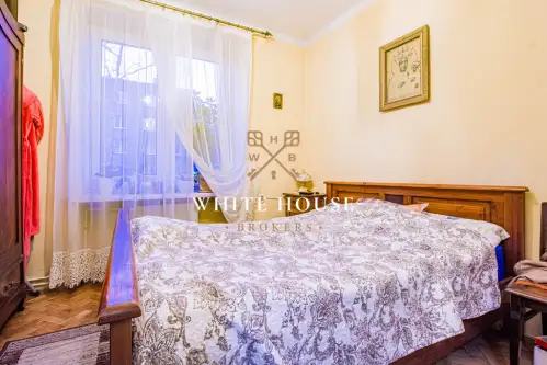 Kraków ,  os. Teatralne   9