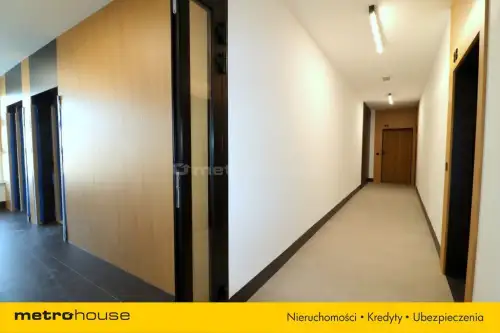 Katowice ,  Korfantego   17