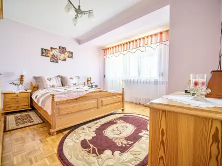 Jerzmanowa ,  Kwiatowa   16