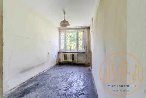 Warszawa ,  Makowska   5