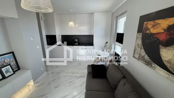 Rumia ,  Towarowa   2