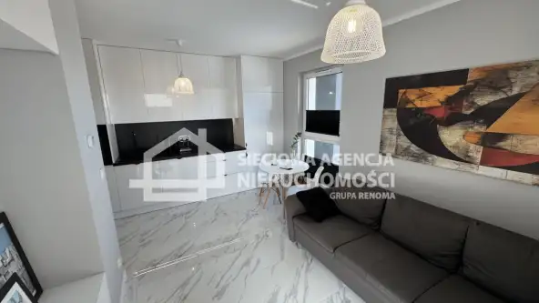 Rumia ,  Towarowa   3