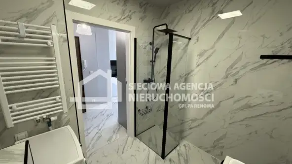 Rumia ,  Towarowa   8