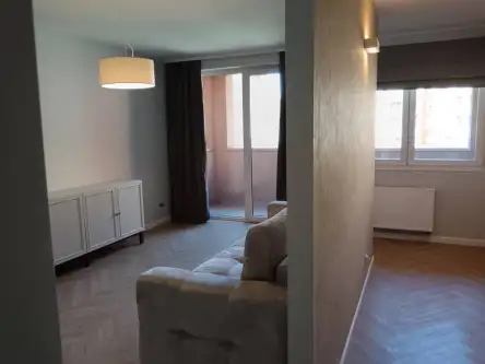 Oleśnica ,  Wojska Polskiego   6