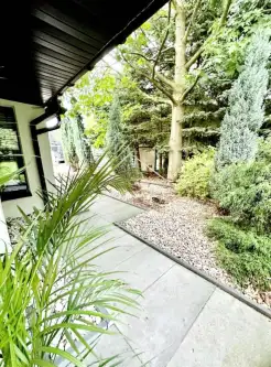 Łódź ,  Brzezińska   3