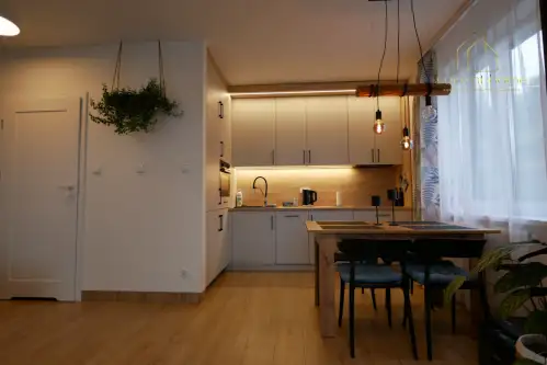 Rumia ,  Towarowa   6