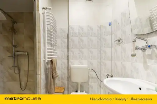 Łódź ,  Warneńska   2